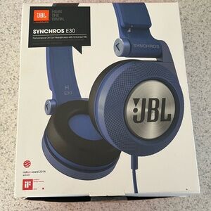 JBL Synchros E30 On-Ear Headphones - Blue and Black